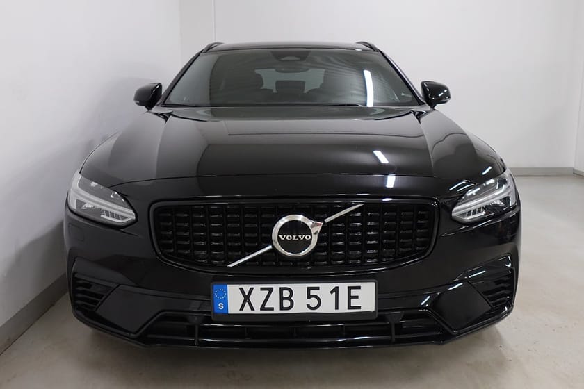 Bild 2 av Volvo V90 Recharge T6 AWD R-Design P-Värme Adap-F Drag Kamera