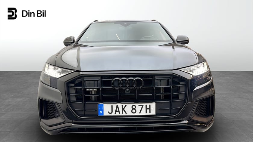 Bild 4 av Audi Q8 60 TFSI e quattro 462hk S-line Competition plus