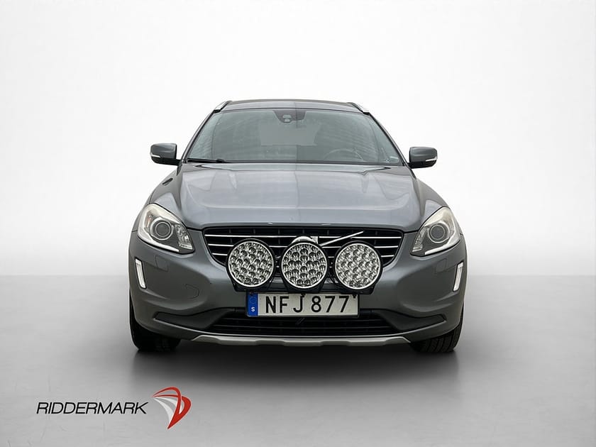 Bild 2 av Volvo XC60 D4 AWD 190hk Summum VOC Värmare Dragkrok Skinn