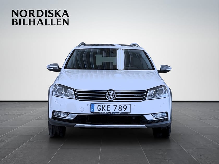 Bild 2 av Volkswagen Passat Alltrack 2.0 TDI DPF BMT 4Motion Kamera Pano Värmare