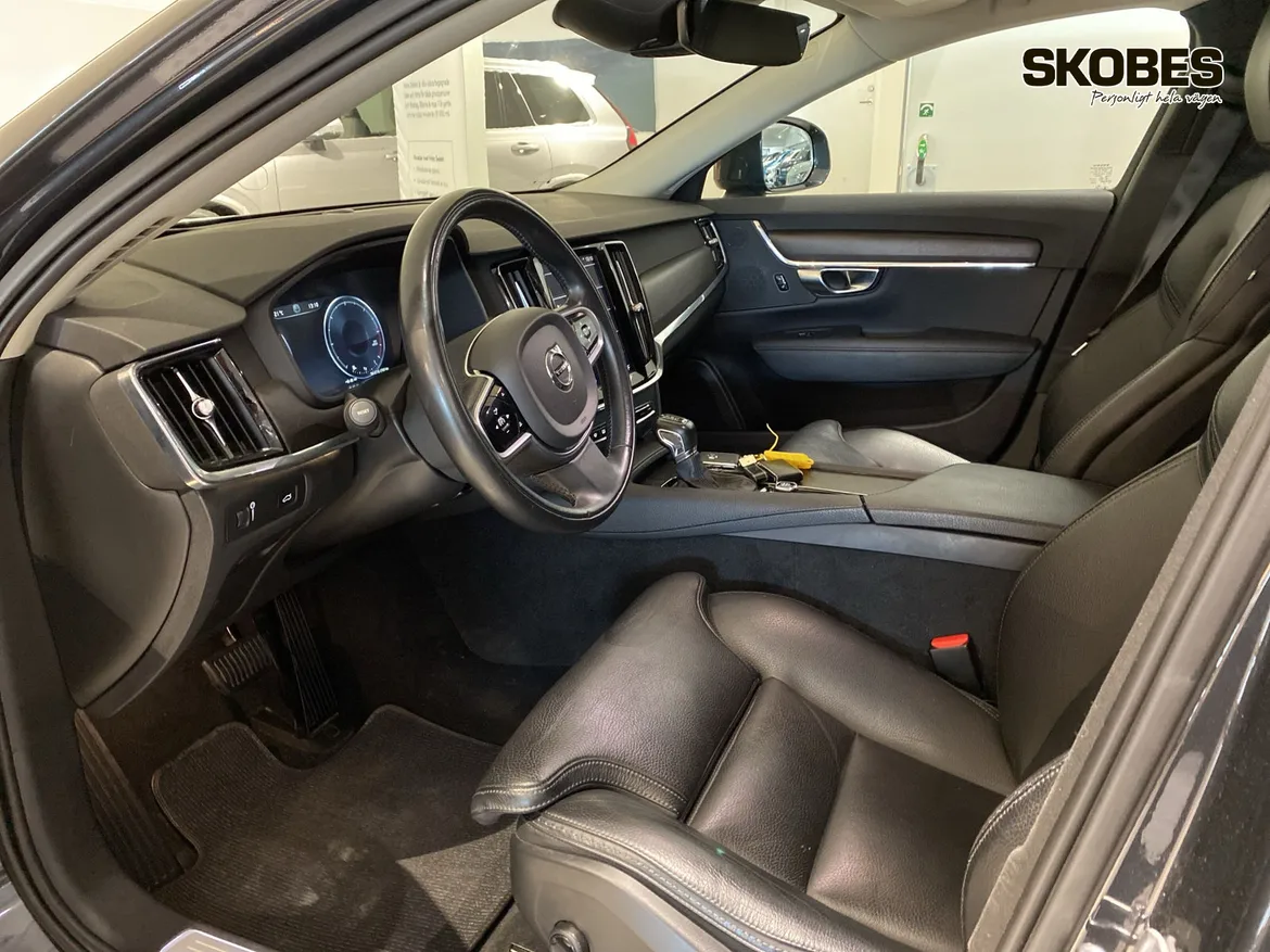 Volvo V90 Cross Country