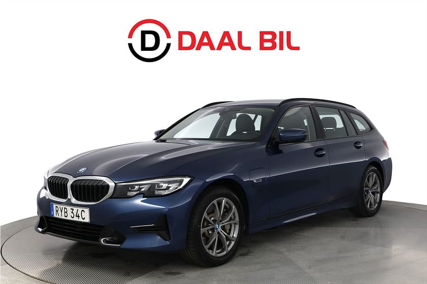Bild 1 av BMW 330e xDrive Touring 292HK SPORT LINE DRAG NAVIGATION HIFI