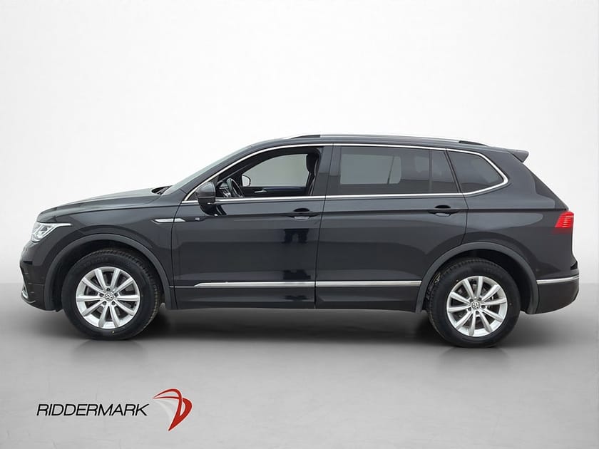 Bild 2 av Volkswagen Tiguan Allspace 7-sätes 4M R-Line Cockpit 7-Sits Drag