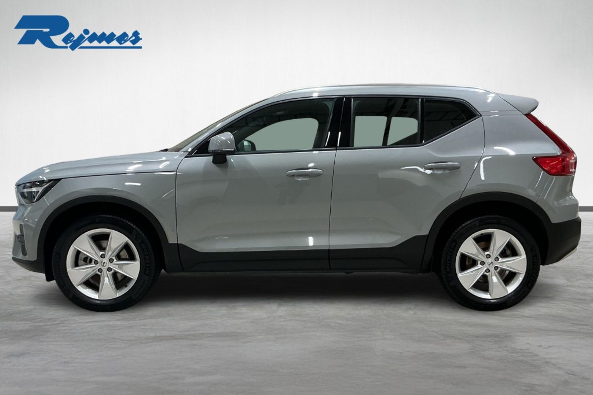 Volvo XC40 B3 FWD Bensin Core 2025, bild 3/10