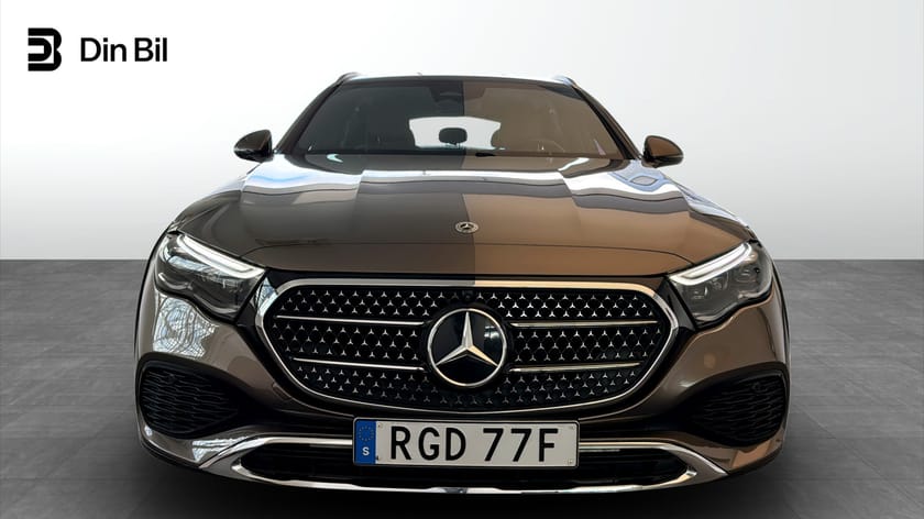 Bild 4 av Mercedes-Benz E 300 d e 4MATIC All-Terrain de All Terrain (Hybrid) 313hk