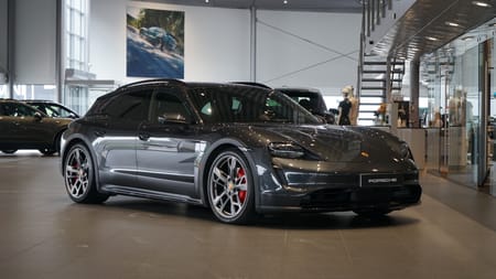Porsche Taycan 4S Cross Turismo