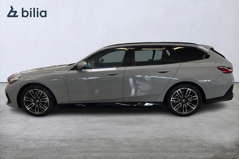 Bild 3 av BMW 530e xDrive Touring M Sport Värmare H/K Adaptiv farth. Drag