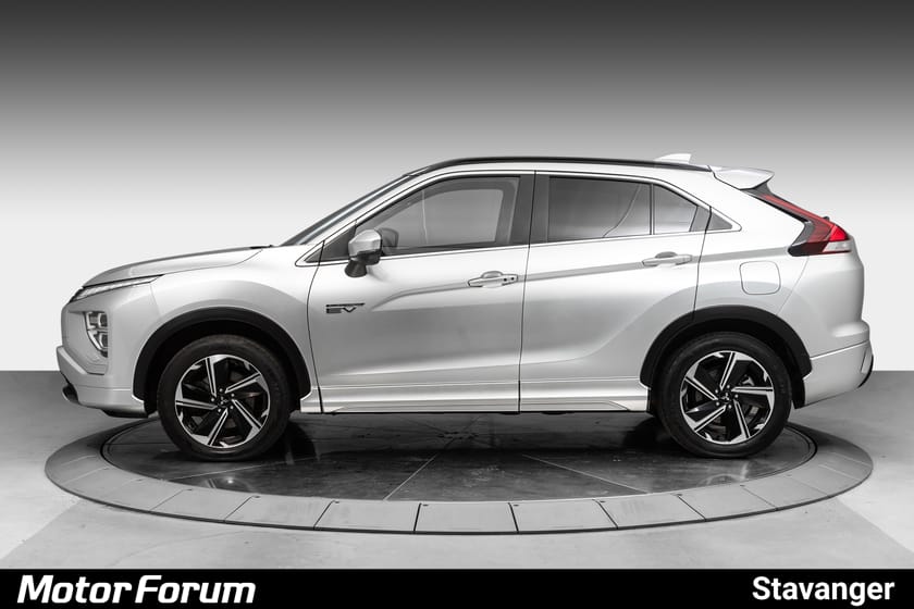 Bilde 3 av Mitsubishi Eclipse Cross PHEV INSTYLE+ / NORSK/ HENGERFESTE / SKINN/ SOLTAK