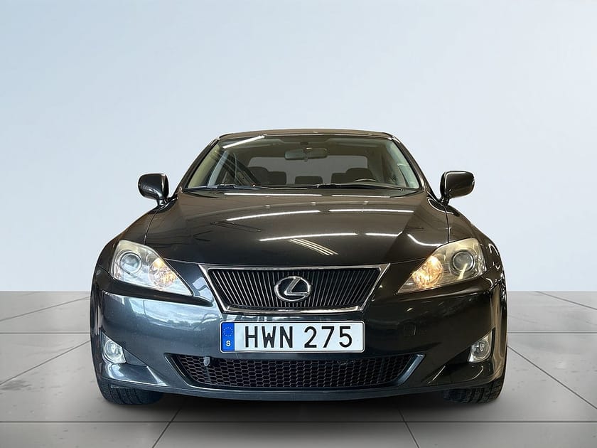 Bild 2 av Lexus IS 250 2.5 V6 Mvärmare Kamkedja S&V-däck Farthållare