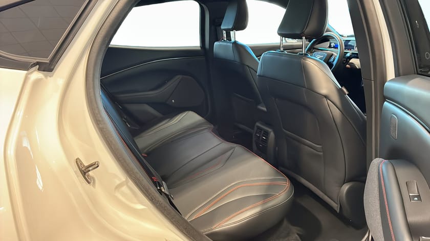 Bild 5 av Ford Mustang Mach-E Standard Range AWD SR AUT 269HK | Teknikpaket + |