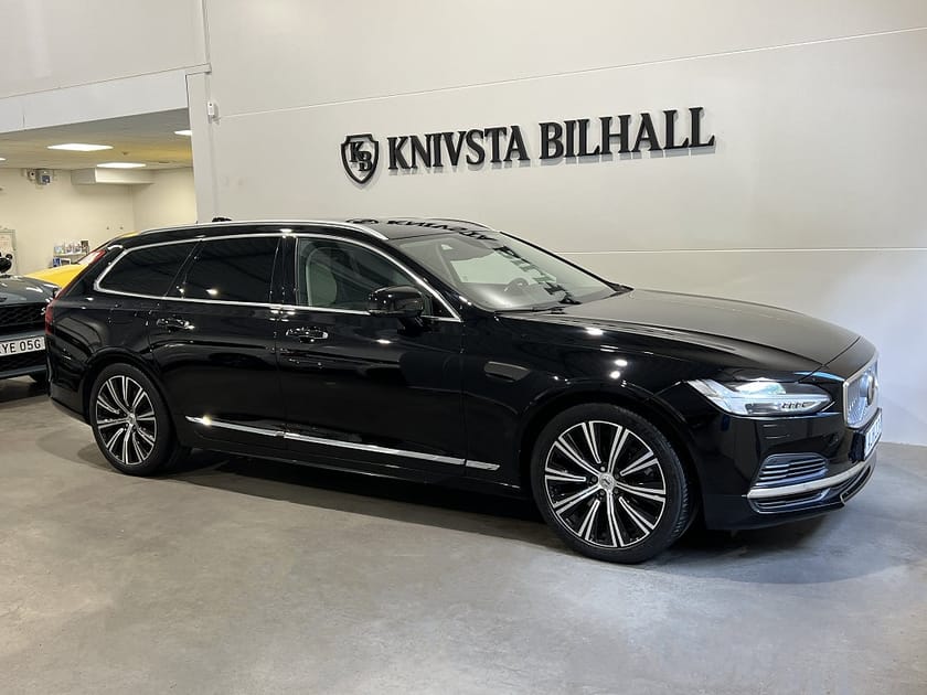 Bild 3 av Volvo V90 Recharge T6 AWD INSCRIPTION Orrefors Moms Drag  340hk