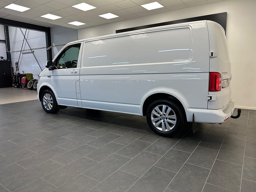 Bild 4 av Volkswagen Transporter T30 2.0 TDI 4Motion Navigation Värmare Drag