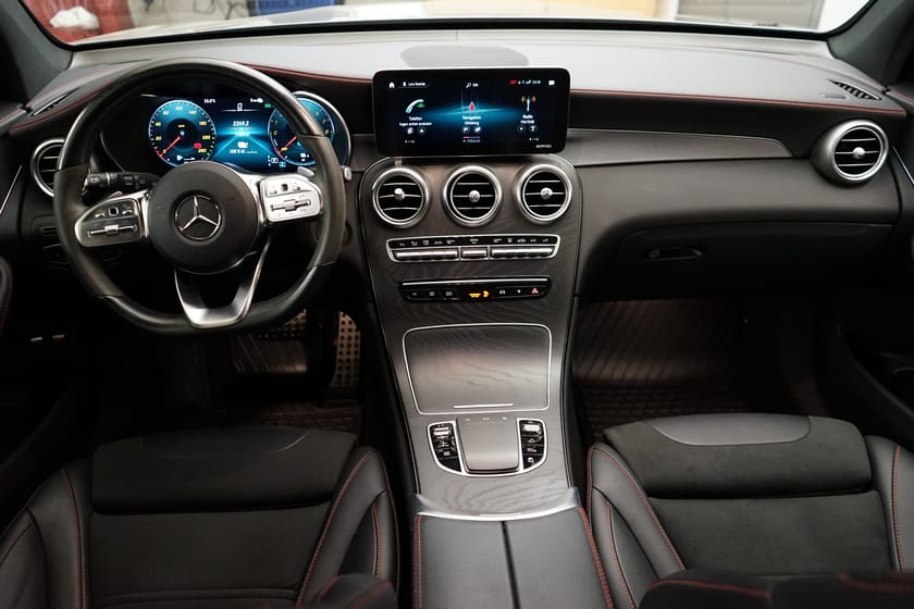 Bild 5 av Mercedes-Benz GLC 300 e 4MATIC 