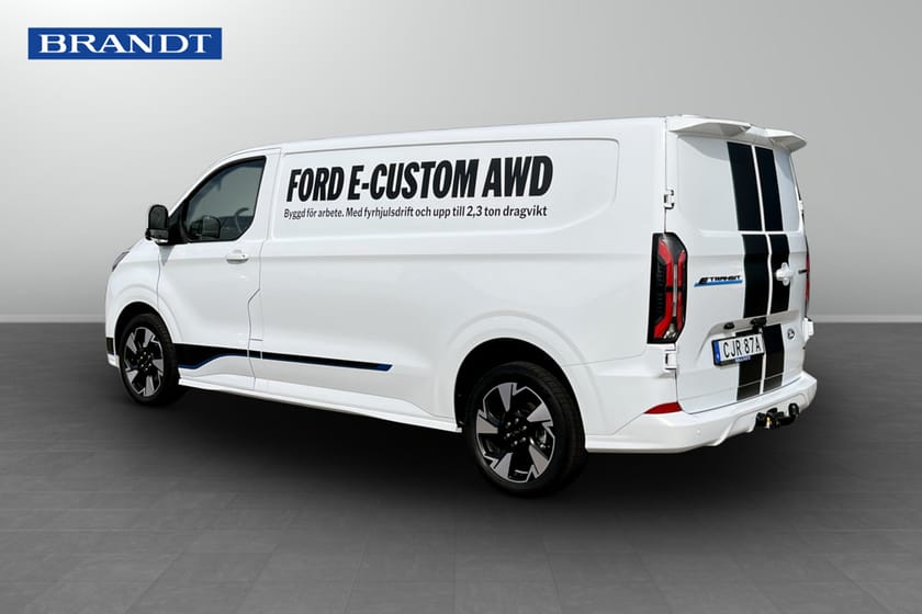 Bild 2 av Ford Transit Custom 82.5 kWh AWD E-Custom Skåp Sport 340L Elmotor 210kW/286hk 1-växlad El