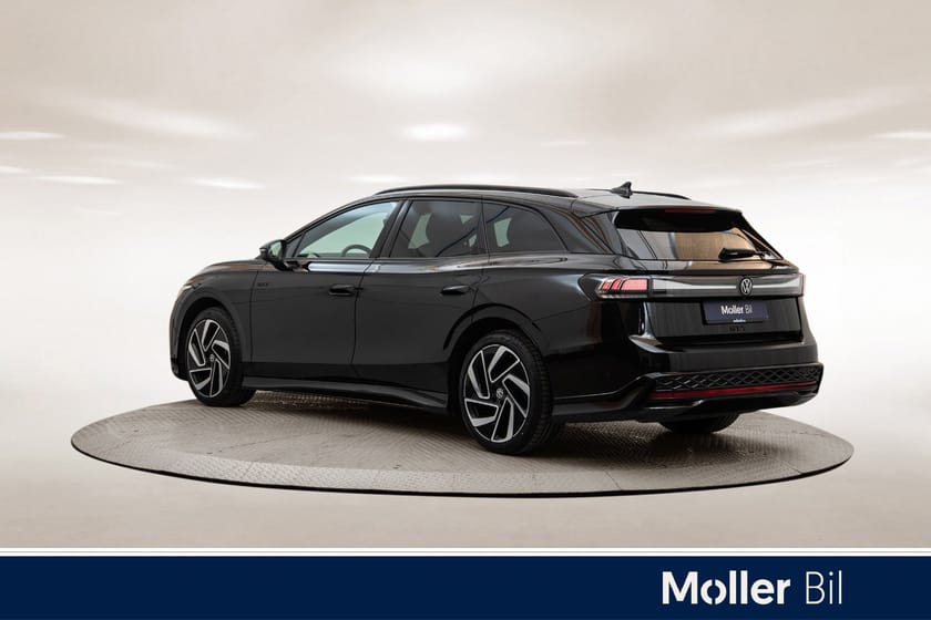 Bilde 3 av Volkswagen ID.7 GTX Tourer