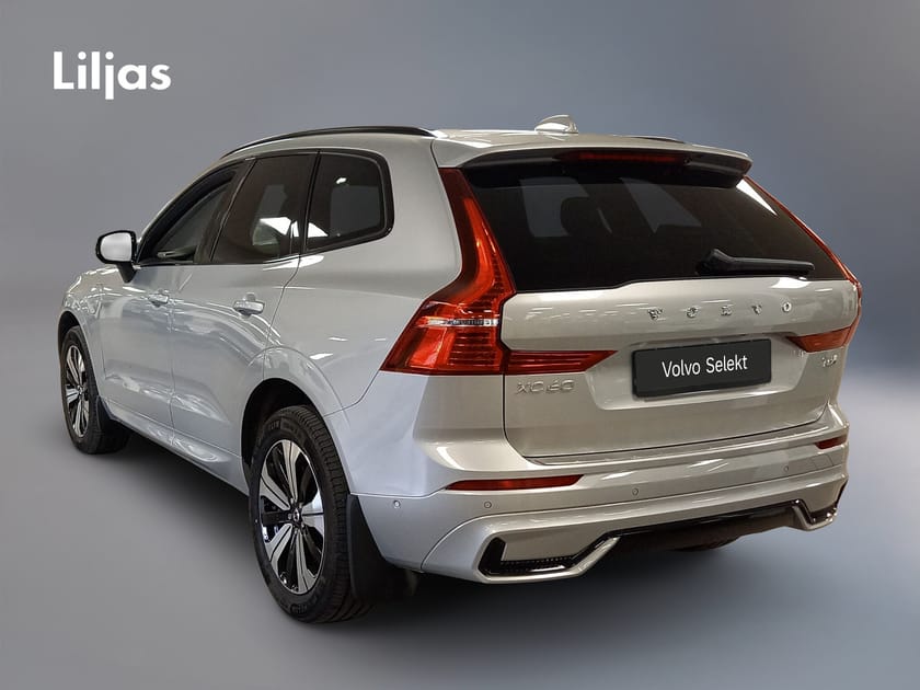 Bild 4 av Volvo XC60 T6 AWD Plus Dark Nordic Edition//360-kamera//Drag//