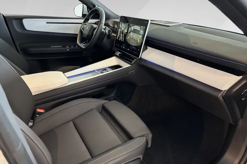 Polestar 4 Long Range Dual motor bilde 18