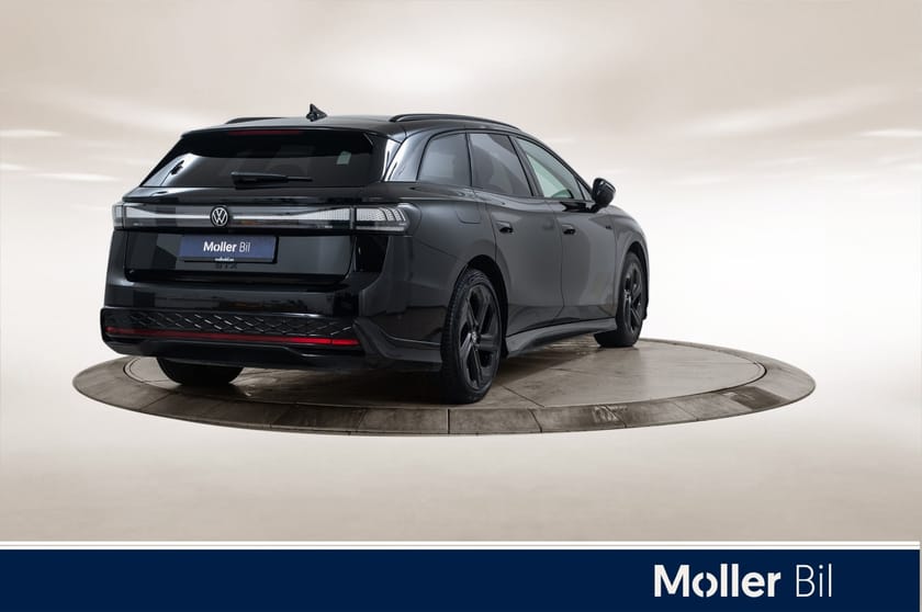 Bilde 5 av Volkswagen ID.7 GTX Tourer