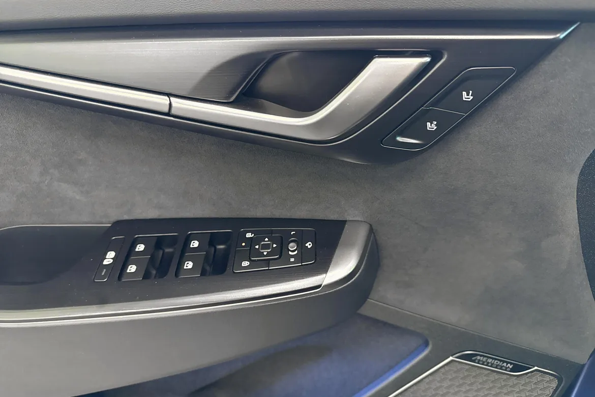 picture of a car