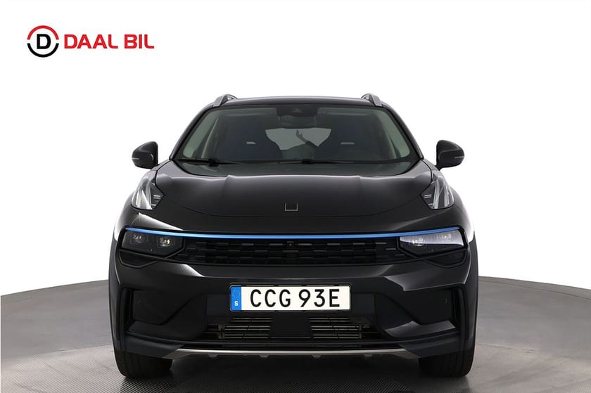 Bild 2 av Lynk & Co 01 PHEV DCT 261HK 17,6kWh INFINITY® PANORAMA 3D-VIEW NFC