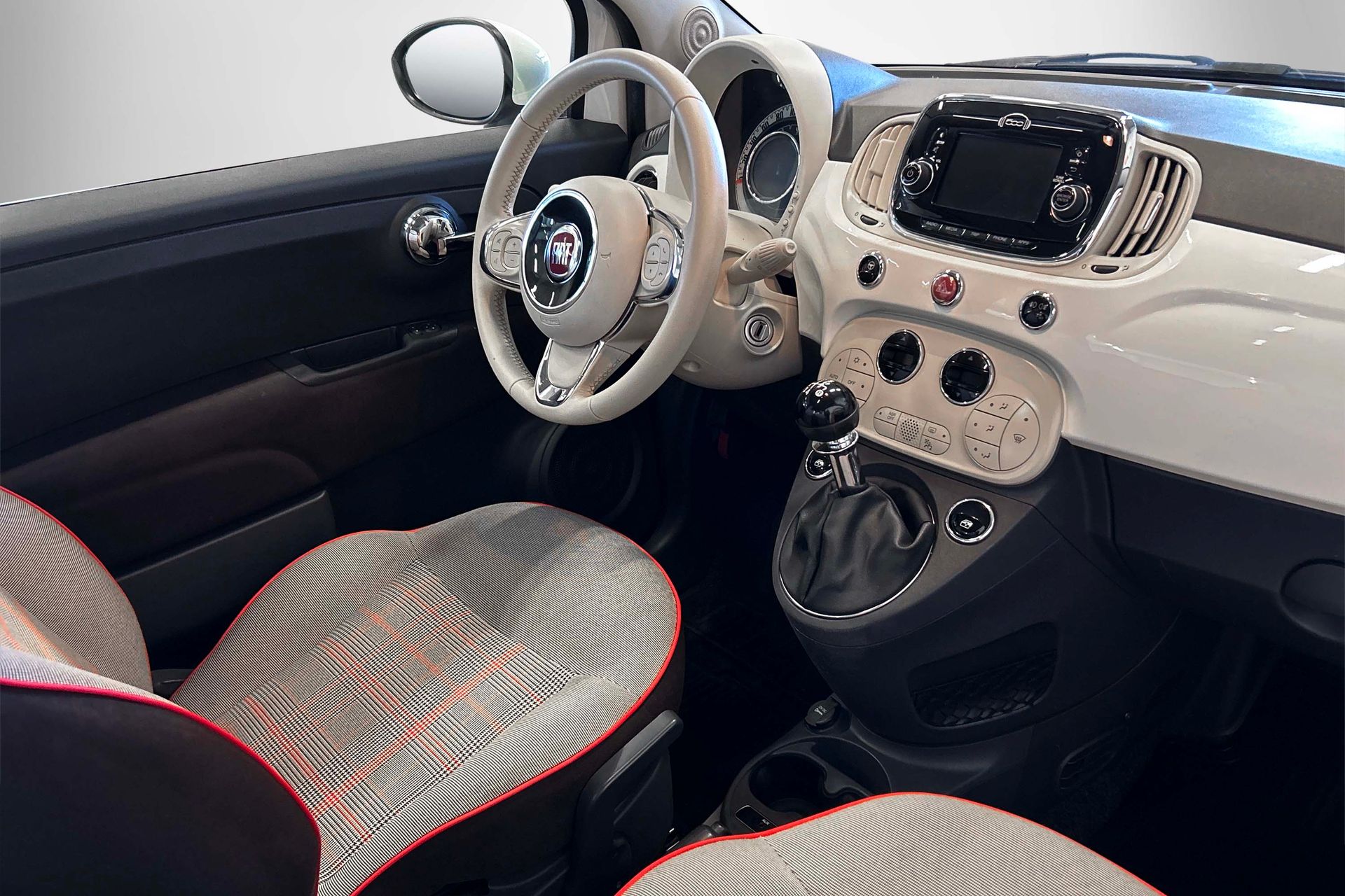 Fiat 500 1,2 69hk Lounge 2017, bild 4/10
