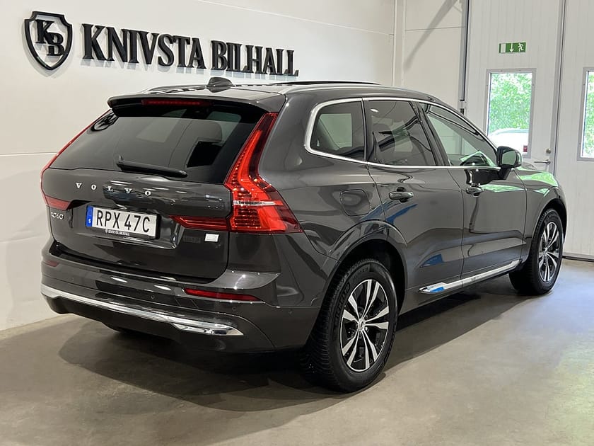 Bild 4 av Volvo XC60 Recharge T6 AWD Core Edition Pano Moms 350hk