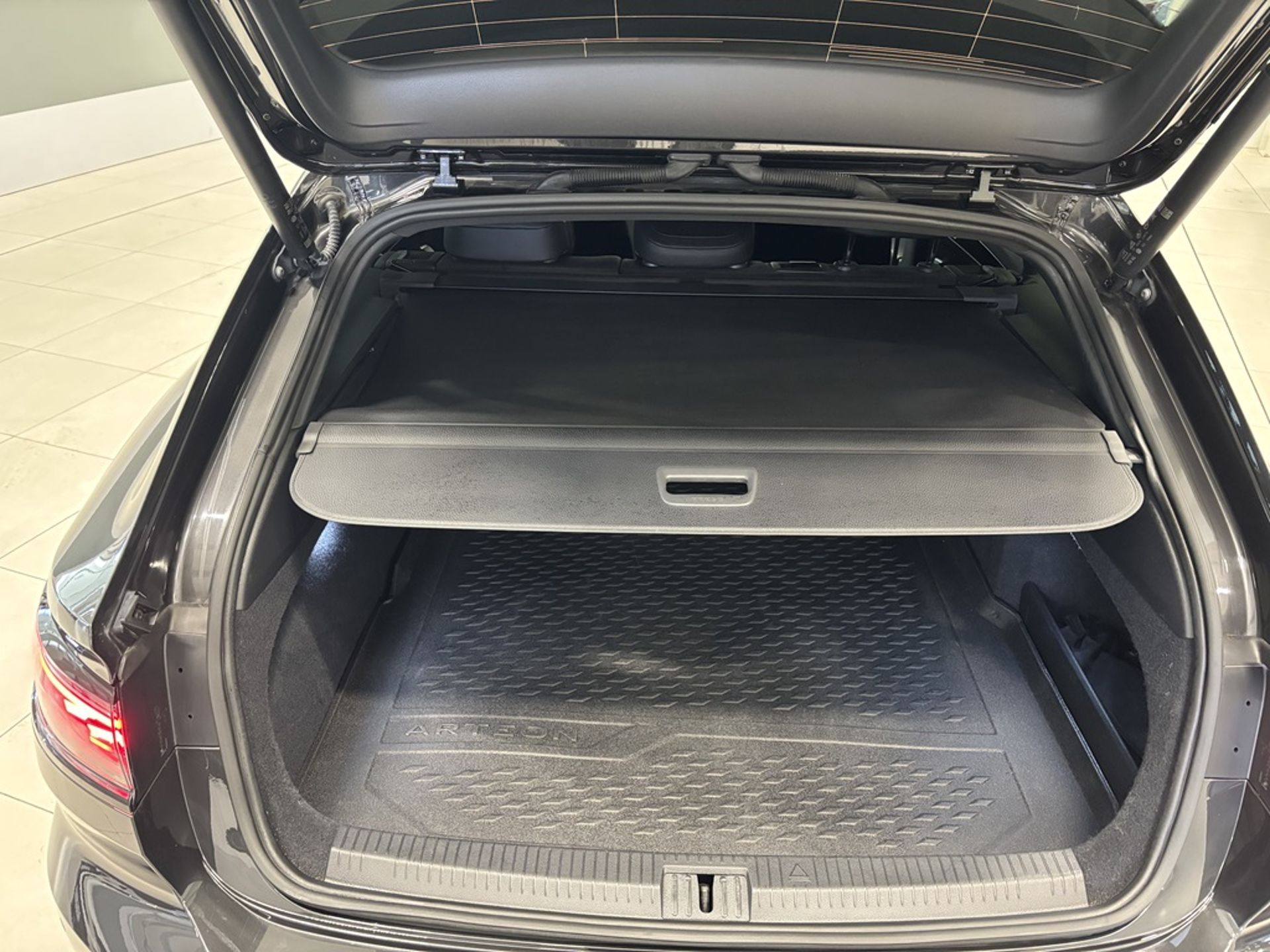 Volkswagen Arteon eHybrid Shooting Brake 2022, bild 7/25