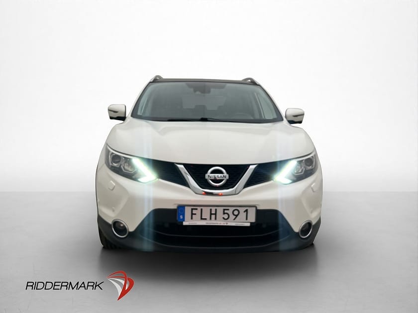 Bild 2 av Nissan Qashqai 1.5 dCi 110hk Tekna Panorama 360° Navi