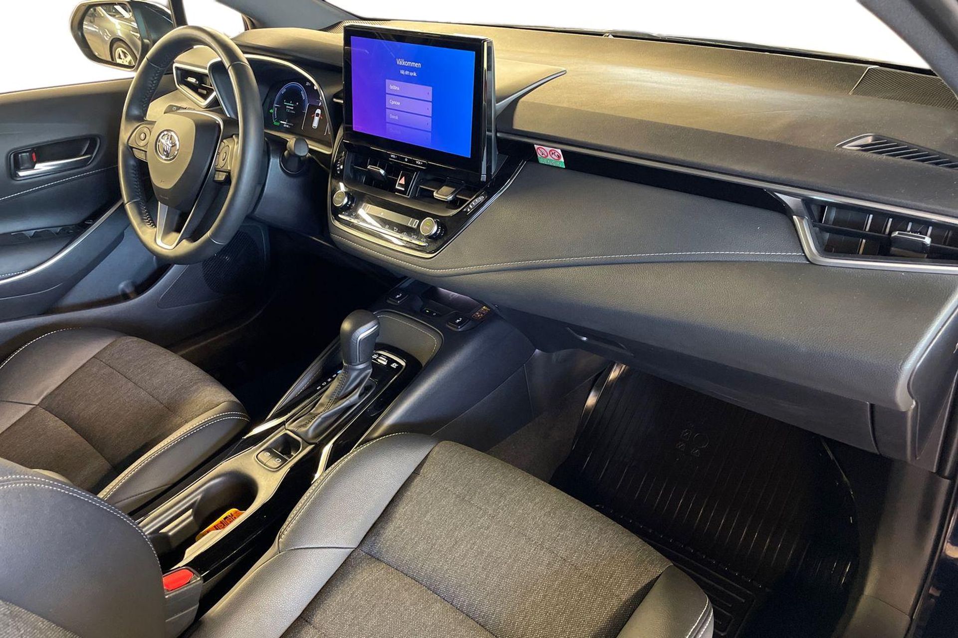Toyota Corolla 2025, bild 7/21
