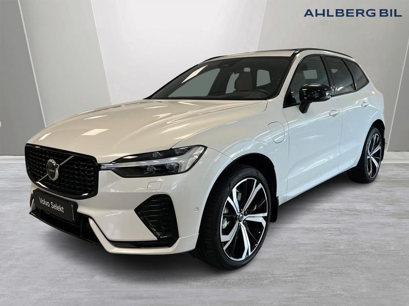 Bild 3 av Volvo XC60 T6 Plus Dark Nordic Edition Dragkrok Halvautomatisk, Headup, HK, 360 Kamera, 21TUM, Läder Vent