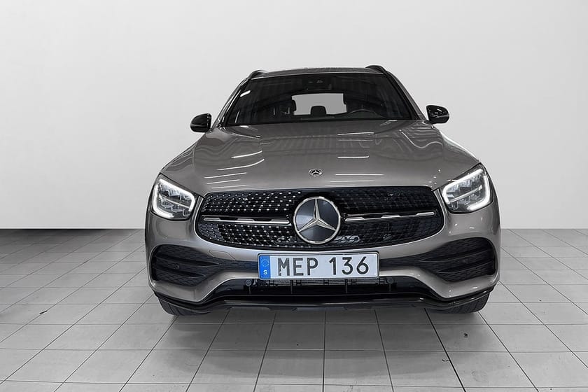 Bild 2 av Mercedes-Benz GLC 300 de 4MATIC 9G-Tronic AMG Line Drag
