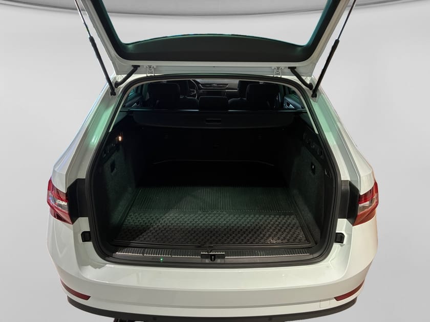 Bild 5 av Škoda Superb Kombi