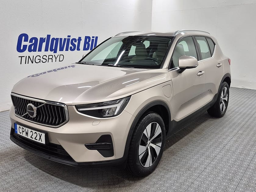 Bild 1 av Volvo XC40 T4 Recharge Core Bright plug in 211HK Läder