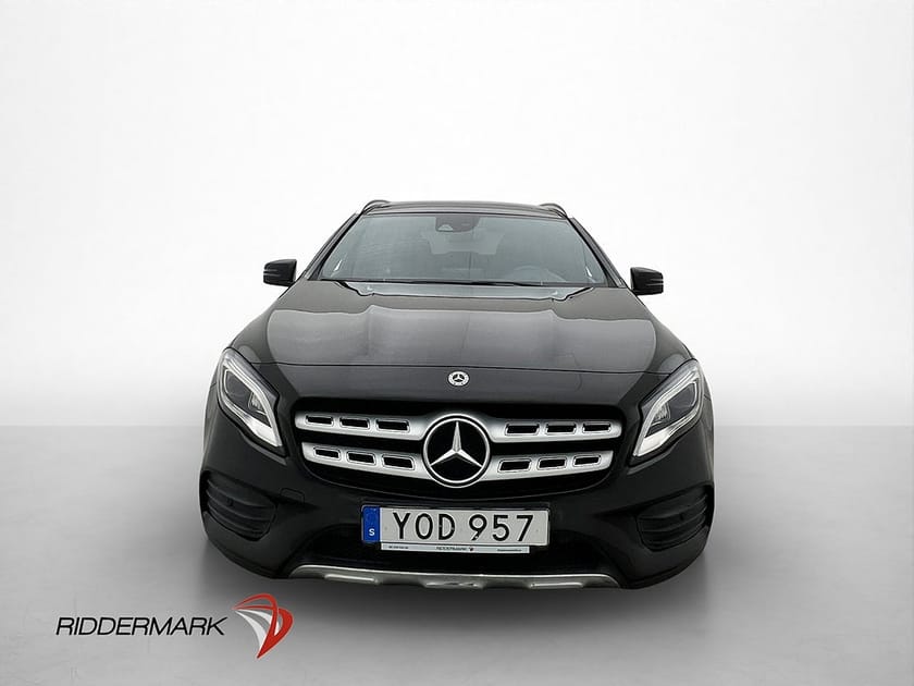 Bild 2 av Mercedes-Benz GLA 200 AMG Pano Navi Kamera Halvskinn