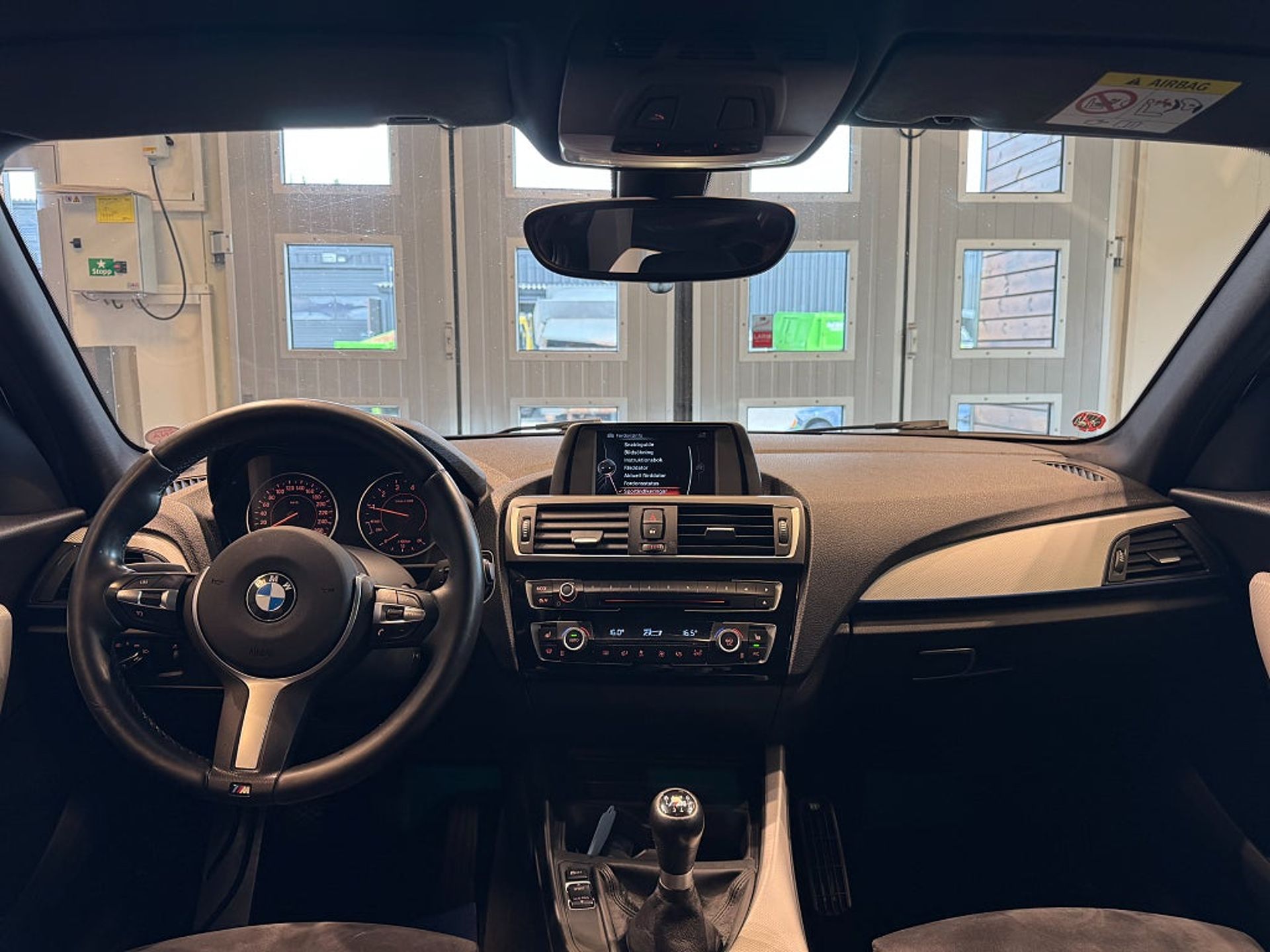 BMW 118 2017, bild 5/24