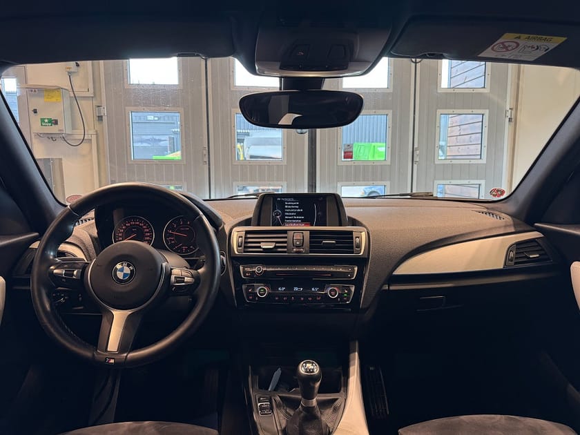 Bild 5 av BMW 118i 5-dörrars M Sport Drag M-värmare P-sensorer 136hk