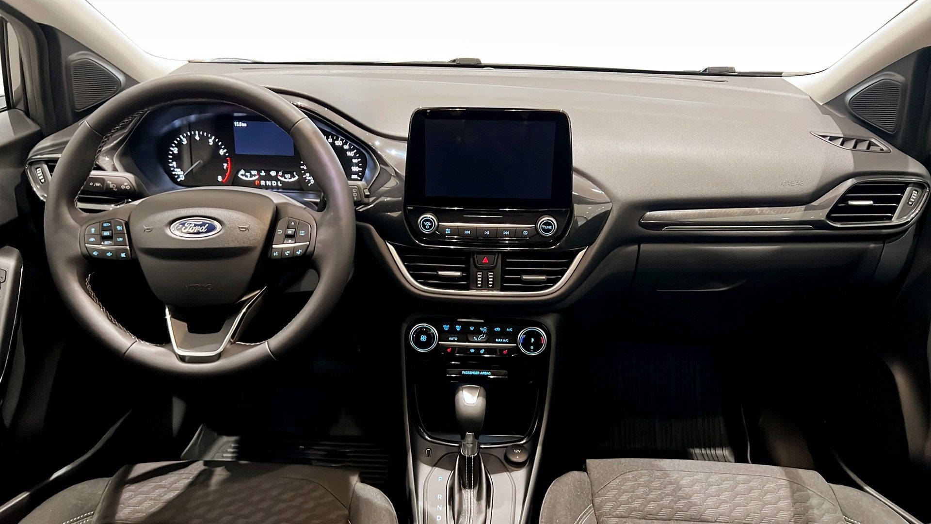 Ford Puma 1.0 EcoBoost Hybrid 2024, photo 4/18