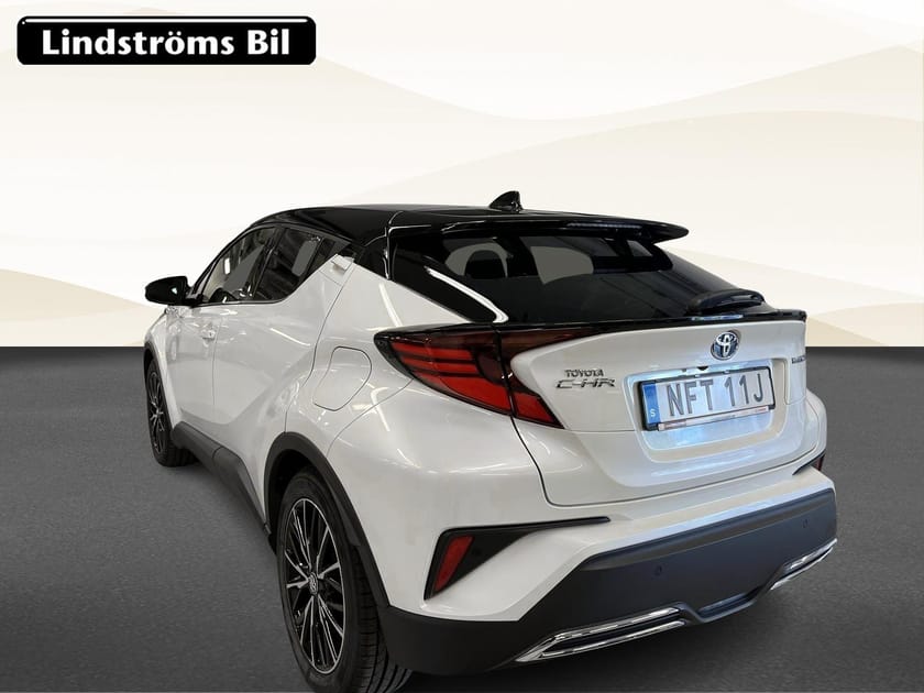 Bild 4 av Toyota C-HR Hybrid Executive 2.0 184hk S&V-Hjul JBL Bi-Tone