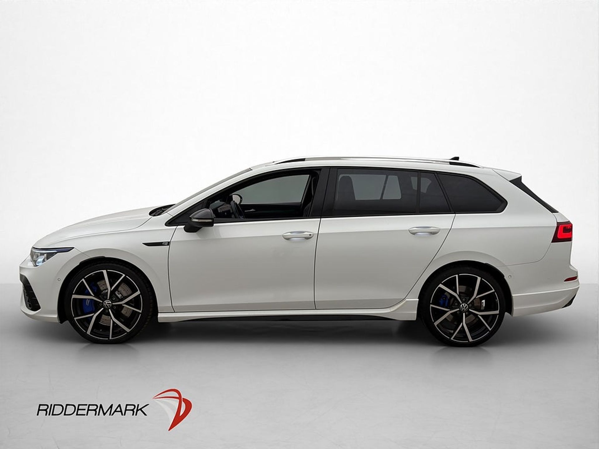 Volkswagen Golf R 320hk 4Motion Pano H/K 2023, bild 4/10