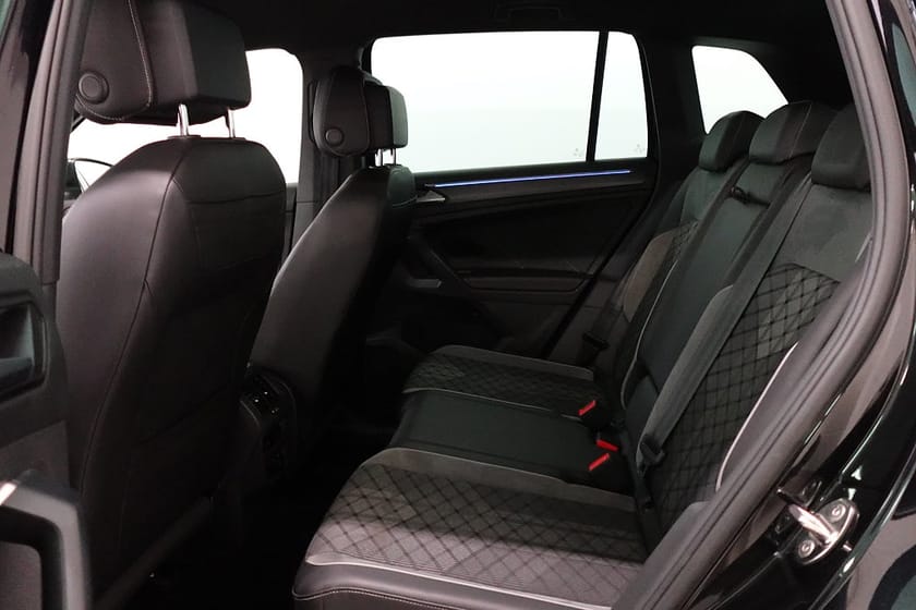 Bild 5 av Volkswagen Tiguan eHybrid 1.4 TSI ACT OPF R-Line Drag Adap-F Kamera