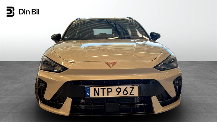 Bild 4 av CUPRA Leon Sportstourer e-Hybrid 1.5 204HK *BLACK EDITION*
