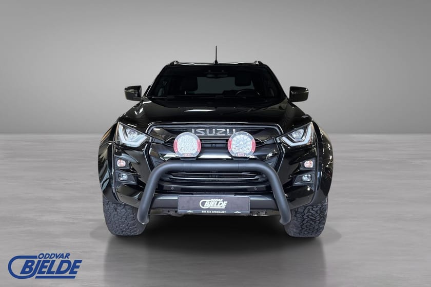 Bilde 2 av Isuzu D-Max Dobbelcab 1,9 Dobbel Cab Black Edition 4d aut