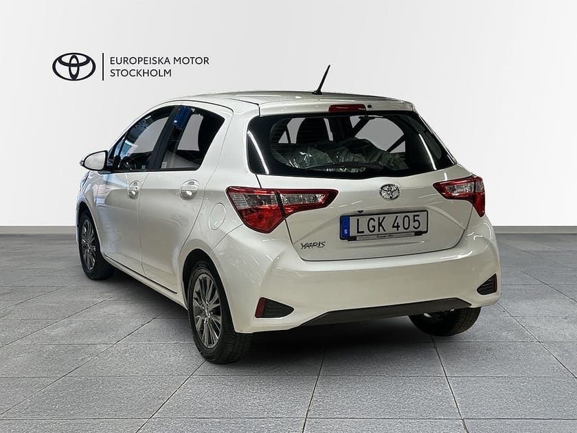 Bild 2 av Toyota Yaris 1.5 Active Backkamera / V-hjul / Approved used /5590mil