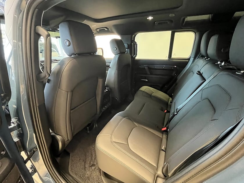 Bild 5 av Land Rover Defender P300e PHEV 110 X-Dynamic SE