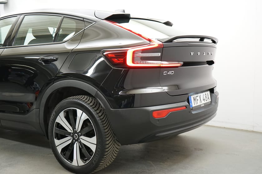 Bild 3 av Volvo C40 Recharge Core Edition, Baklucka elmanövrerad, Panoramaglastak ej öppnb