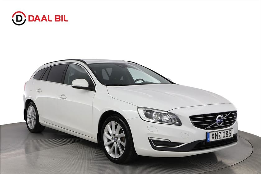 Bild 3 av Volvo V60 D4 D4 AWD 190HK MOMENTUM DRAG MOTORVÄRMARE P-SENS