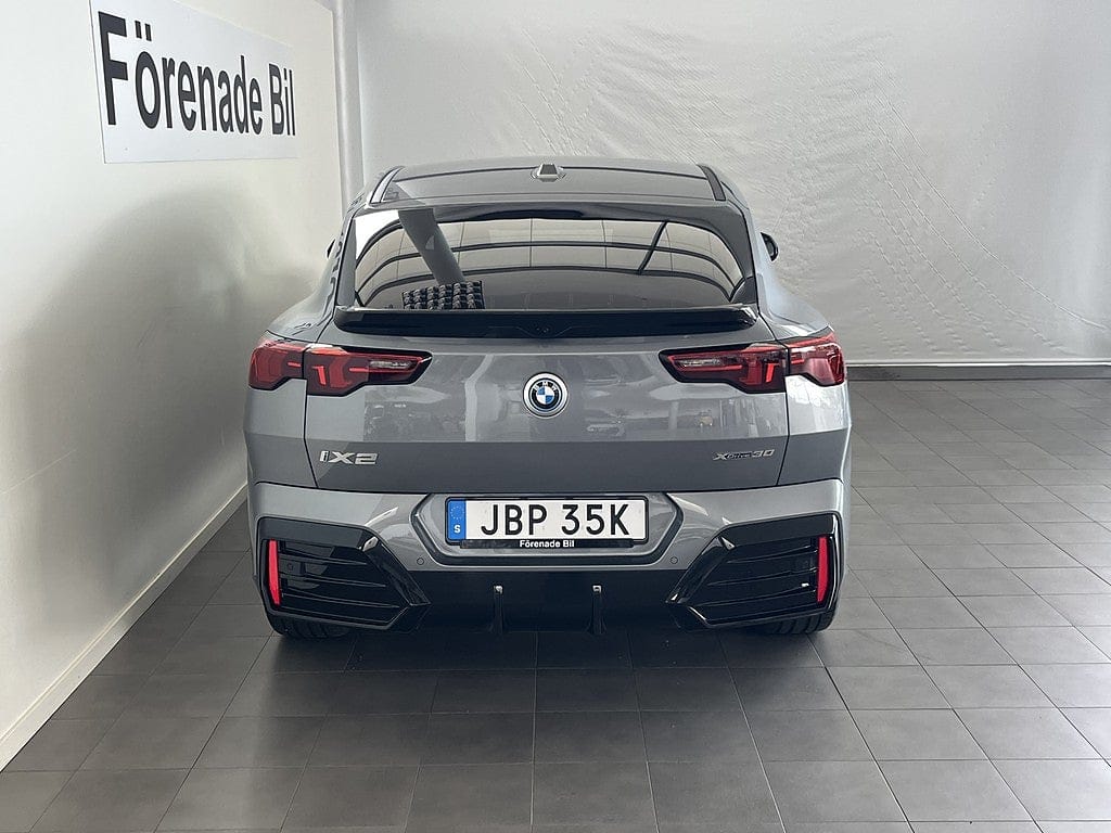 BMW iX2 xDrive30, 306ps, 2026