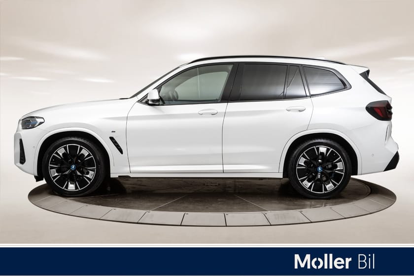 Bilde 2 av BMW iX3 M Sport Fully Charged