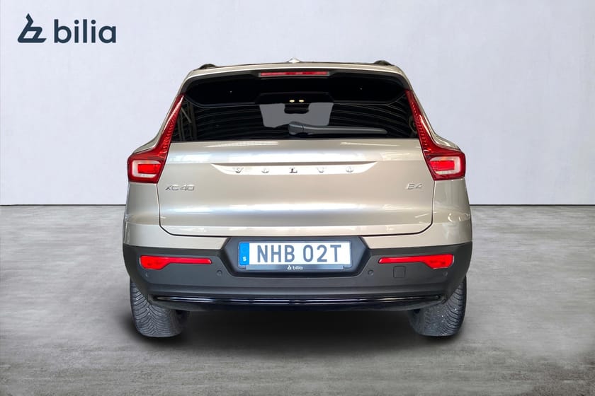 Bild 4 av Volvo XC40 B4 FWD Bensin Plus Dark