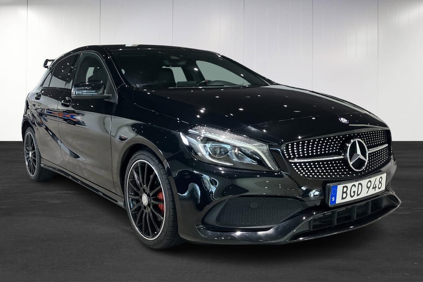 Bild 2 av Mercedes-Benz A 180 AMG-Night Navigation Manuell